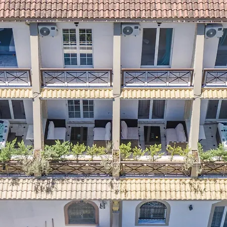 Doliva John Private Jacuzzi