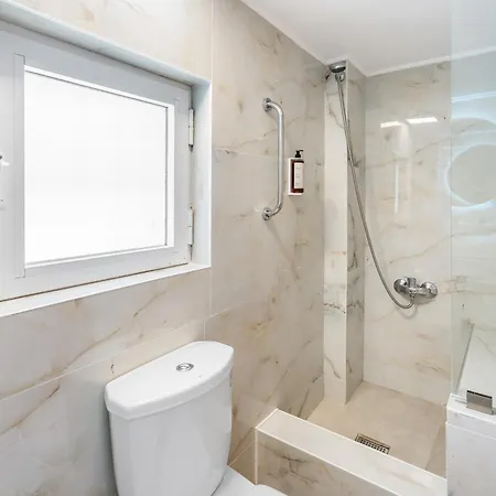 Doliva John Private Jacuzzi * Ájosz Górdiosz