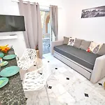 Doliva John Private Jacuzzi Apartamento *